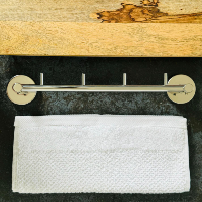 WIELOKROTNE HAKI ŁAZIENKOWE ZE STALI NIERDZEWNEJ – GDY ELEGANCJA SPOTYKA FUNKCJONALNOŚĆ